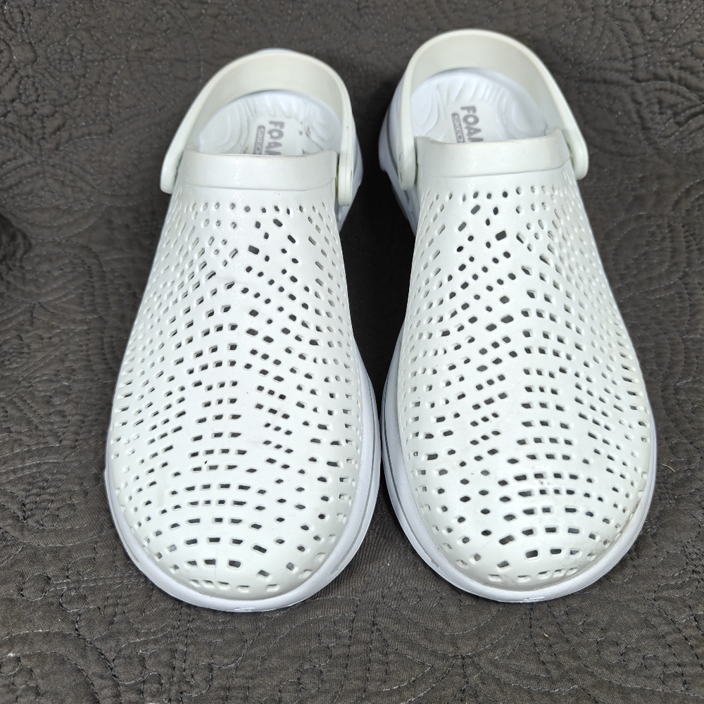 SKECHERS Foamies Go Walk Clog White Synthetic Slip On Women's Shoe Size 9.5 - Picture 2 of 8